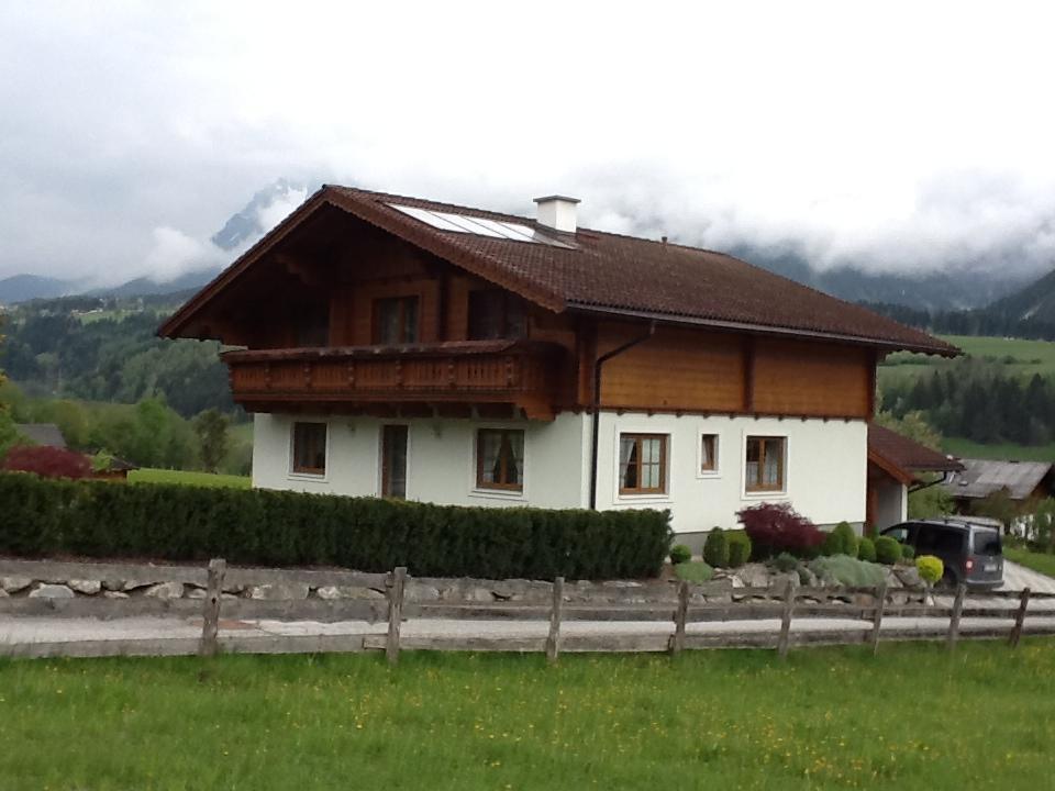 Ferienwohnung Gia Haus im Ennstal Exterior photo