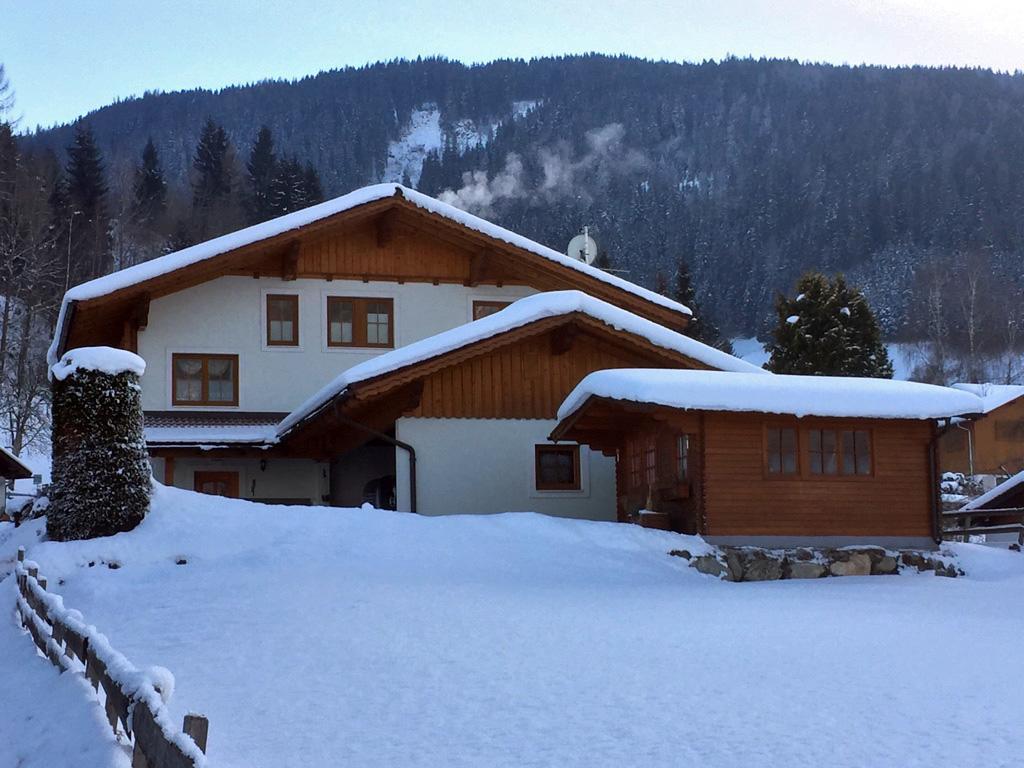 Ferienwohnung Gia Haus im Ennstal Exterior photo